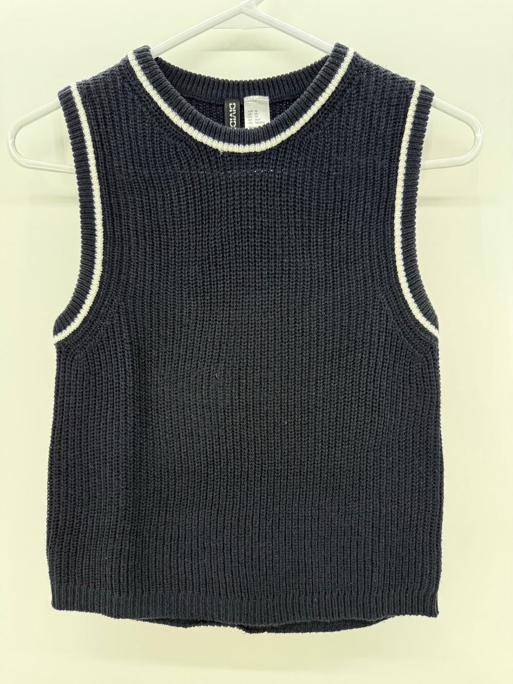 H&M DIVIDED Women's Knit Navy Sweater Vest size XS